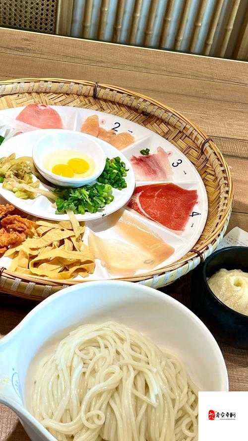 每天在汆肉中醒来军里:探寻独特美食背后的故事与情怀