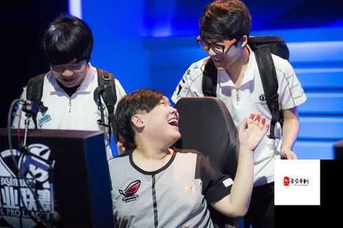 不分南北兄弟 1V2 :热血青春中震撼人心的兄弟对决